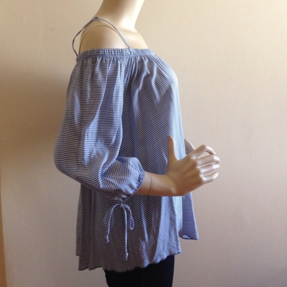 Off shoulder striped top - Picture 2 of 4